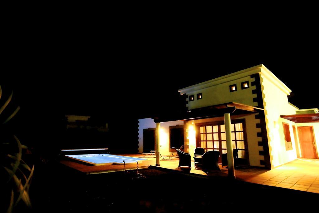 Villa Alejandro Playa Blanca  Zimmer foto